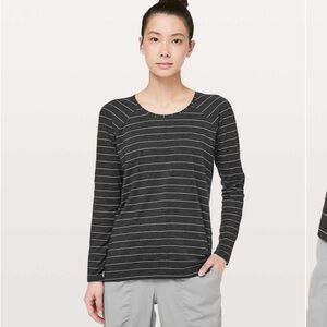 Lululemon ‘emerald long sleeve’